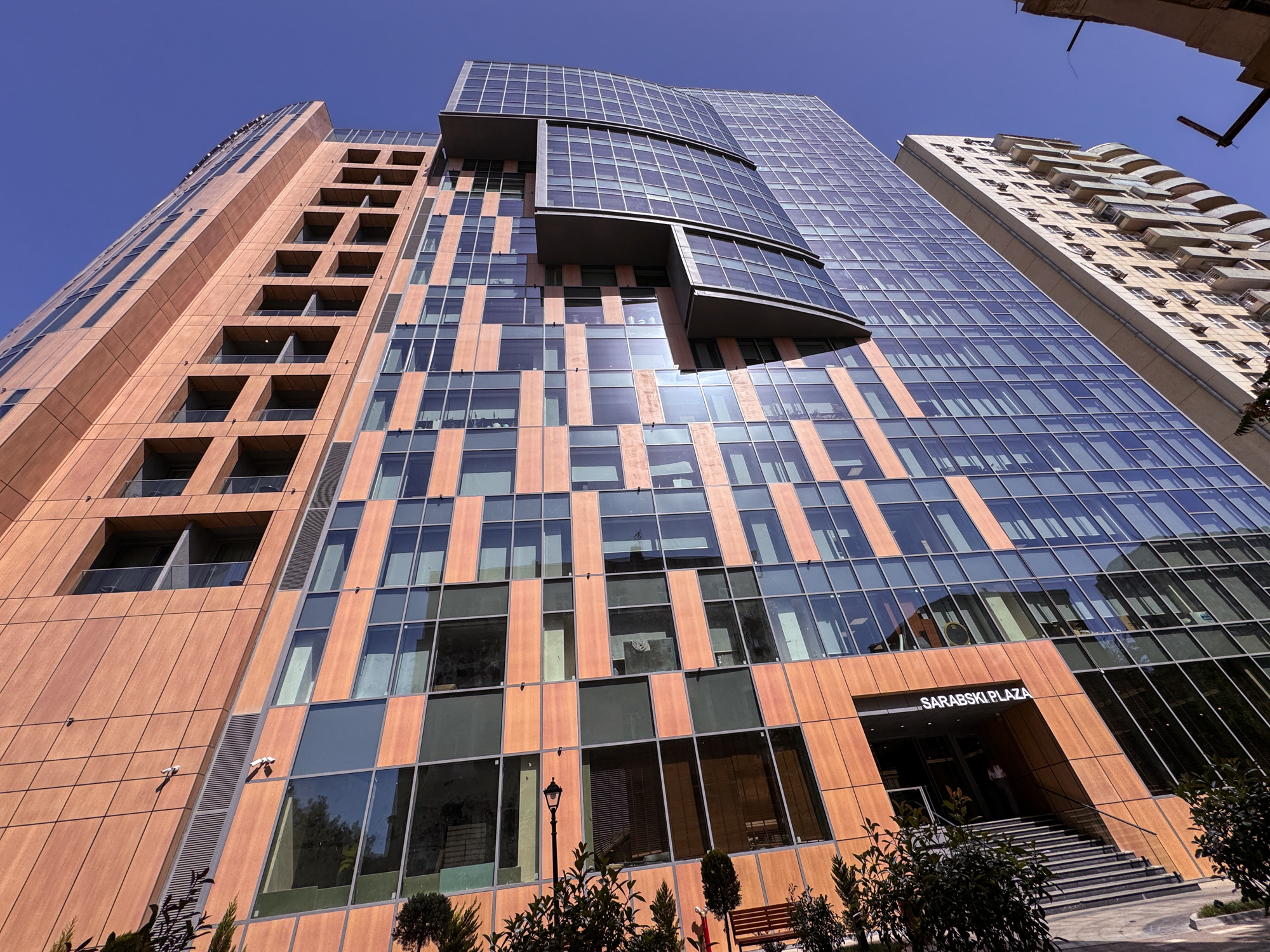 Sarabski Plaza